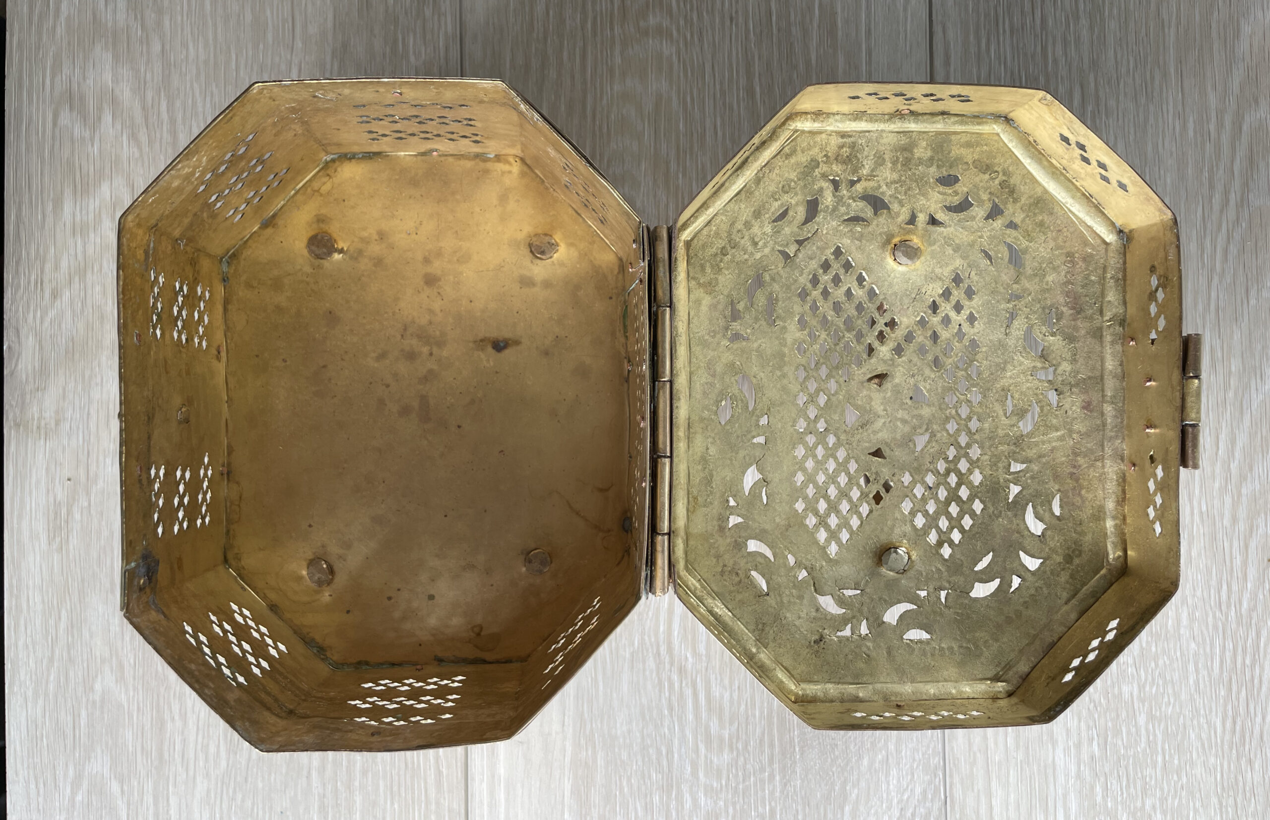 Extra Large Brass Trinket Box - Image 7