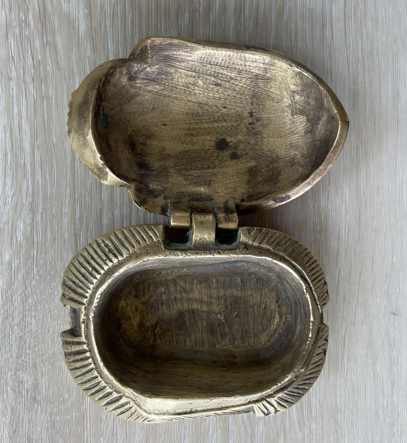 Brass Scarab Beetle Trinket Box - Image 2