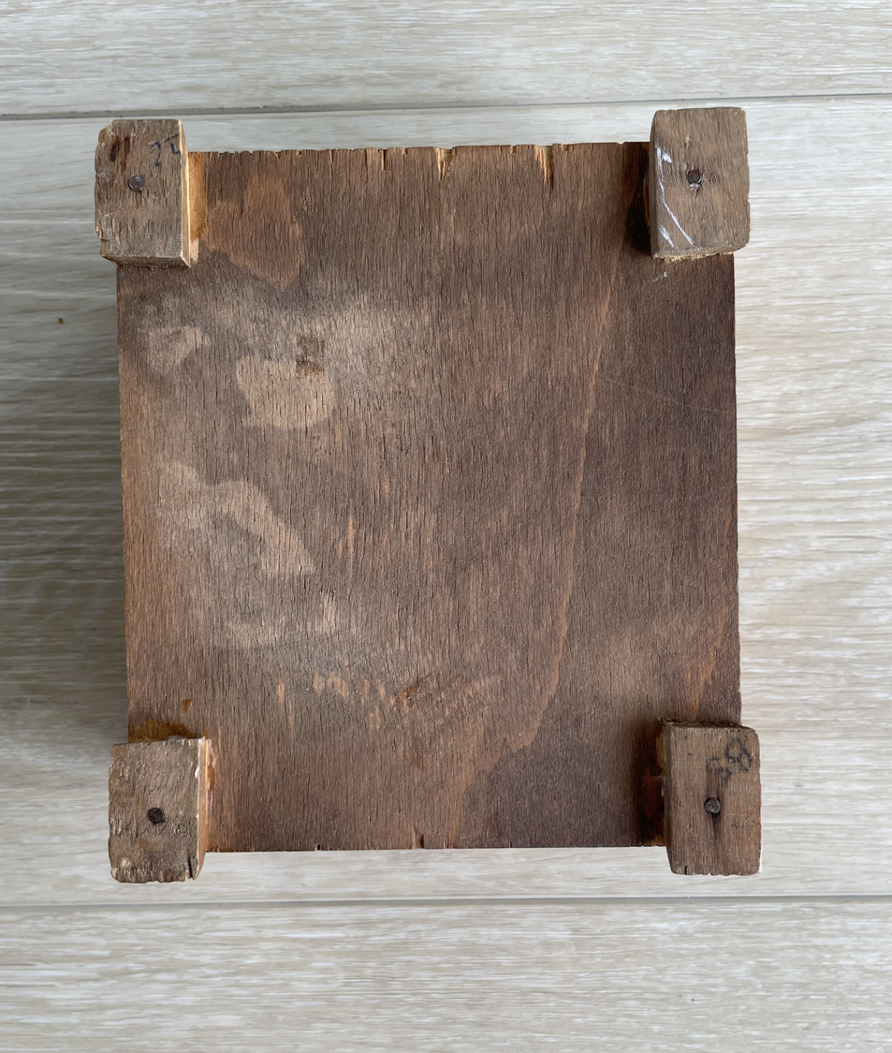 Carved Cigarette Box Dispenser - Image 4