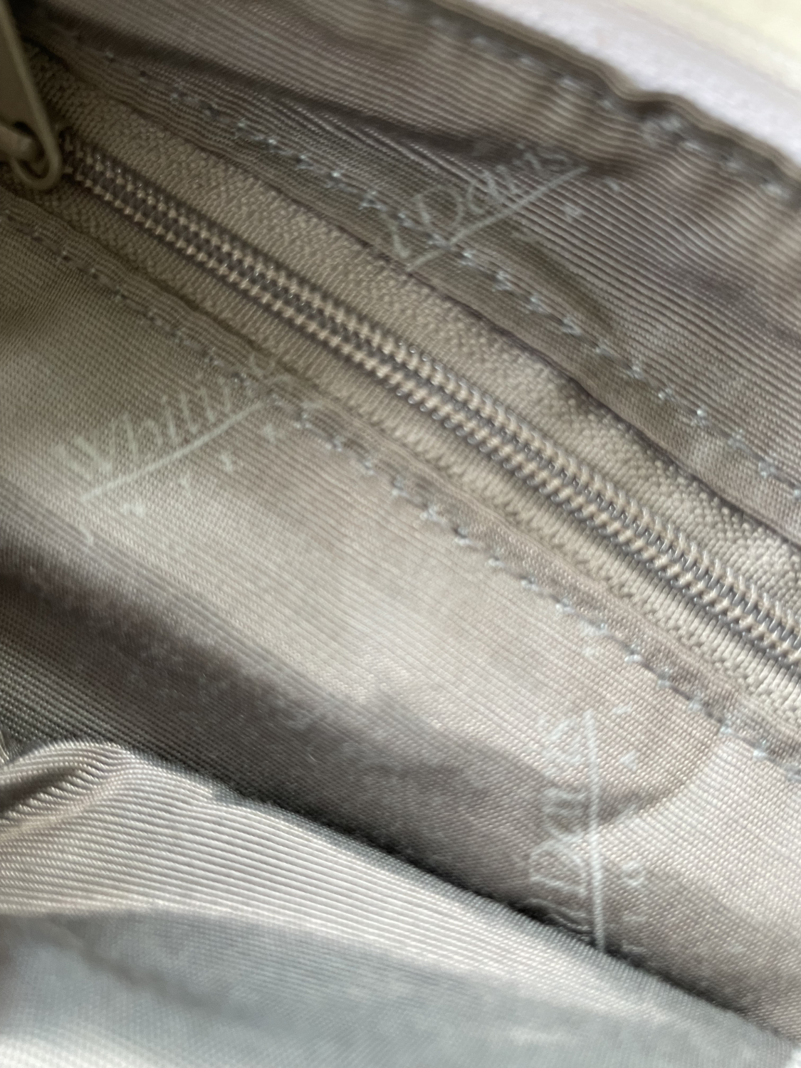 Whiting & Davis Mesh Handbag - Image 2