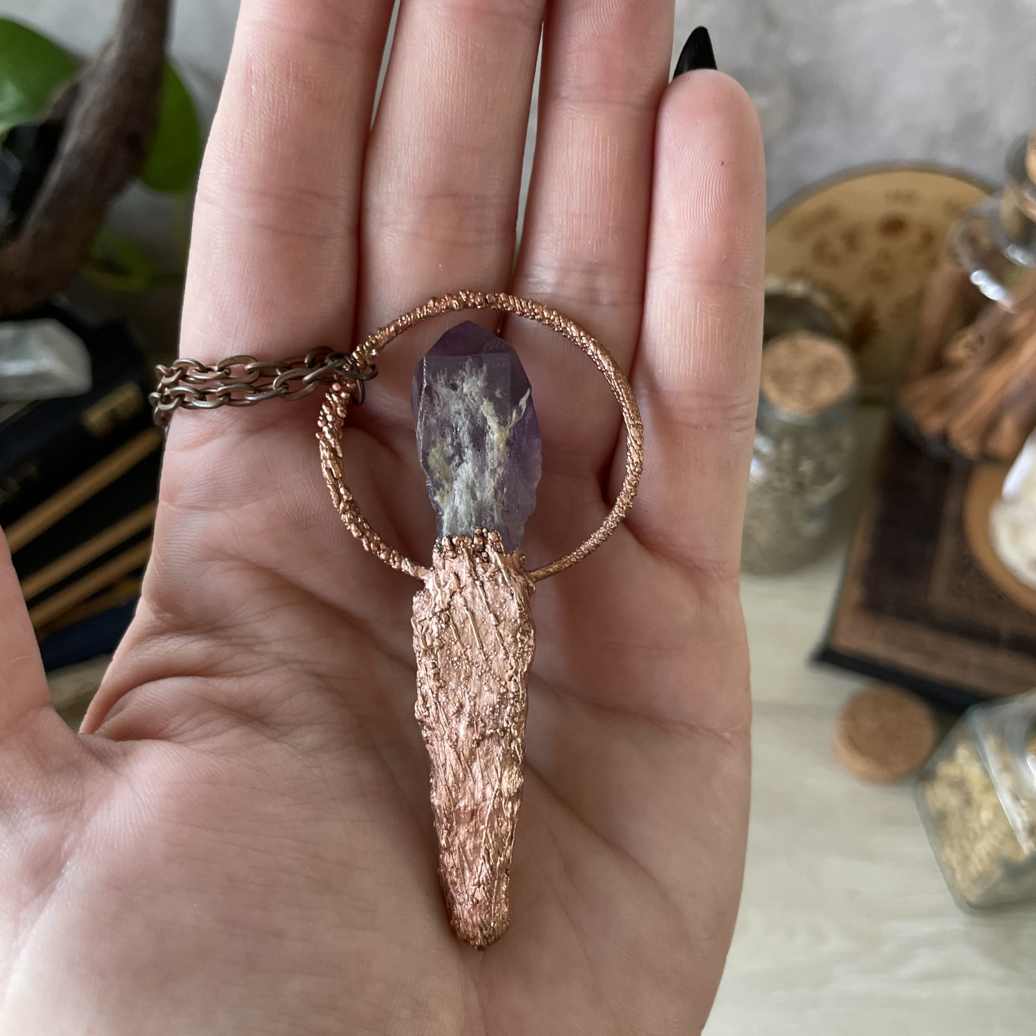 Upright Amethyst Wand in Copper - Image 2