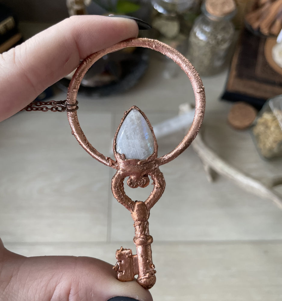 Moonstone Teardrop Key in Copper - Image 3
